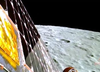 Görev tamam: Hindistan, Ay'da gezinen uzay aracını 'uyku moduna' aldı