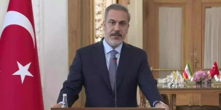 Hakan Fidan İran'da: Nükleer anlaşma müzakerelerinin devam etmesini önemli buluyoruz