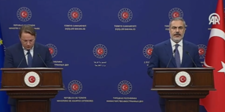 Hakan Fidan'dan, AB'nin üst düzey ismine 'vize serbestisi' talebi