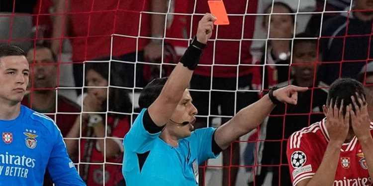 Halil Umut Meler'in yönetimine Benfica isyan etti