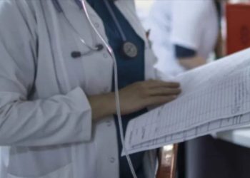 Hekim göçü durdurulamıyor: Ağustos ayında 'iyi hal belgesi' başvuru sayısı rekor kırdı