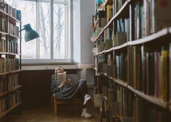 Her gün yarım saat okumak ömrü iki yıl uzatıyor