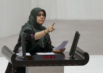 Hüda Kaya’ya ‘SADAT’ cezası