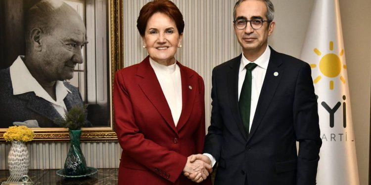 İYİ Parti'de İstanbul İl Başkanlığı'ndaki görevden almanın perde arkası ortaya çıktı: Genel merkezde büyük tartışma!