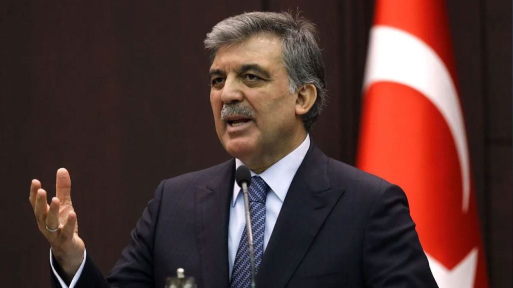 İddia: Eski bir cumhurbaşkanı, parti lideri olabilir; Abdullah Gül'ün ardından yeni isim gündemde