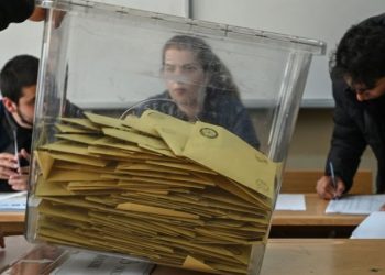 İktidar ve muhalefet, yerel seçimlerde nasıl bir tutum almaya hazırlanıyor?