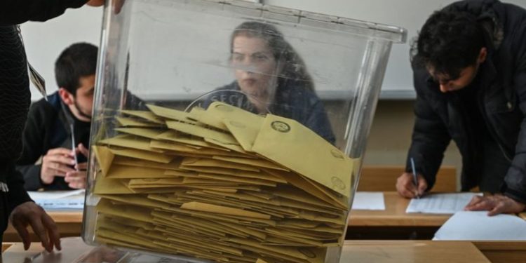 İktidar ve muhalefet, yerel seçimlerde nasıl bir tutum almaya hazırlanıyor?