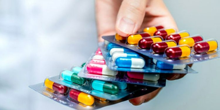 İlaçta kur krizi yeniden patladı