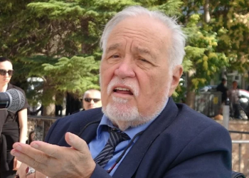 İlber Ortaylı’dan bozuk mikrofon tepkisi: Sinirlenirim demiştim