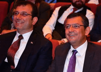 İmamoğlu'nu mu kastetti? Özgür Özel'den "Macron" sözlerine açıklama