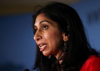 İngiltere İçişleri Bakanı Braverman: Eşcinsellere ayrımcılık yeterli iltica sebebi değil