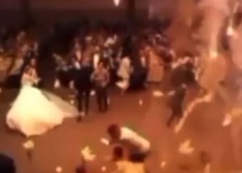 Irak’ın Musul kentindeki düğün salonunda çıkan yangında en az 100 kişi öldü, 500 kişi de yaralandı