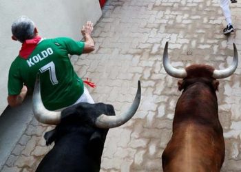 İspanya'da boğa koşusu: Bir ölü, bir yaralı