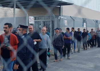 İsrail Gazze'ye geçişleri 11 gün sonra yeniden açtı