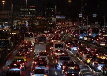 İstanbul'da bazı yollar trafiğe kapatılacak!