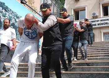 İstanbul’da kafeye silahlı saldırı: İsveçli 6 kişi gözaltına alındı