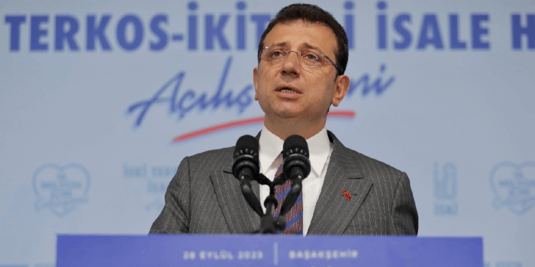 İstanbul'da kuraklık tehlikesi... İBB Başkanı İmamoğlu: Bu kurak günlerde çözüm bulmak zorundayız
