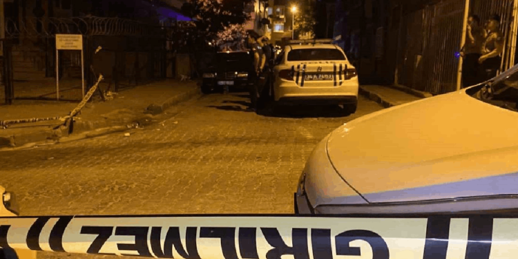 İstanbul'da uzun namlulu silahlar yine sokakta: Spor salonuna 4. kez düzenlenen silahlı saldırıda 2 kişi tutuklandı