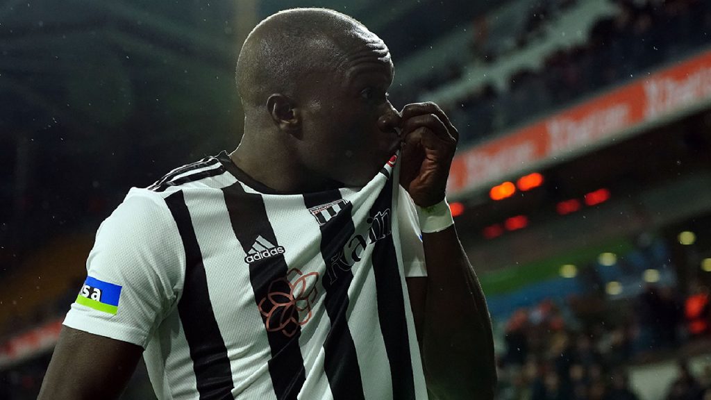 İstanbul'dan ayrılmıştı: Beşiktaş'tan Aboubakar açıklaması