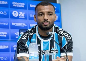 Joao Pedro yeni takımında göze giremedi, Fenerbahçe'ye dönüyor