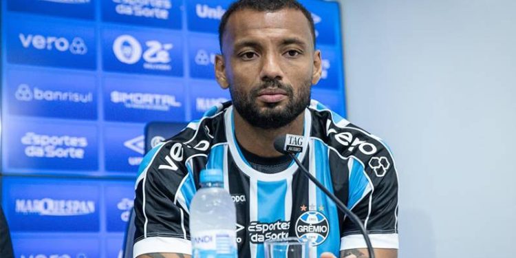 Joao Pedro yeni takımında göze giremedi, Fenerbahçe'ye dönüyor