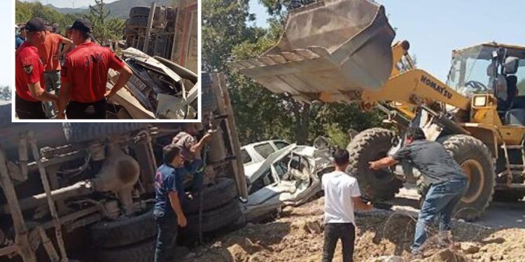 Kahramanmaraş’ta korkunç kaza: Kamyon, cenaze namazı kılanların arasına daldı; 5 ölü, 25 yaralı