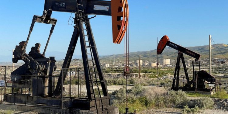 Kaliforniya eyaleti fosil yakıtların risklerini küçümsedikleri için petrol devlerine dava açtı
