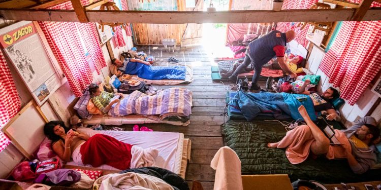 Karadağ'daki 'uzun yatma' yarışması 22 gündür devam ediyor