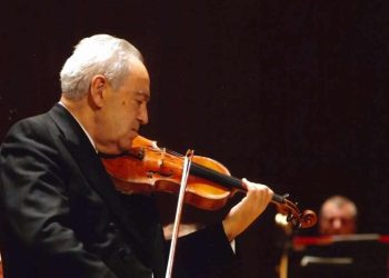 Keman sanatçısı Felix Ayo hayatını kaybetti