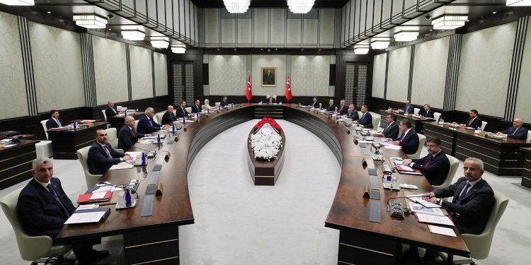 Kritik kabine toplantısı bugün: İşte masadaki konular