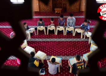 Kur’an kursu hocası öğrencisini demir sopayla dövdü, kolunu kırdı... Aile şikayetçi olmadı, mahkeme ev hapsi verdi