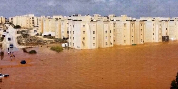 Libya'nın doğusunu vuran sellerde can kaybı artıyor: Binlerce kişi kayıp