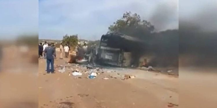 Libya'ya yardıma giden uluslararası ekip kaza yaptı: 7 kişi öldü, 15 kişi yaralandı