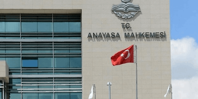 MHP'nin kurmay isminden AYM'ye uyarı mesajları: AYM depremin yükünü yurttaşın sırtına yükleyen ek MTV kararını görüşecek