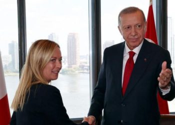 Meloni, Erdoğan’la göçün durdurulmasını görüştü: ‘İtalya’nın Avrupa’nın mülteci kampına dönüşmesine izin vermeyeceğim”