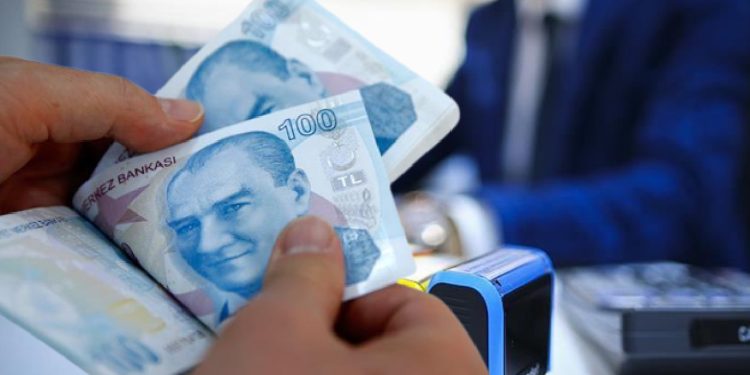 Memur ve memur emeklilerinin zamlı maaşları belli oldu