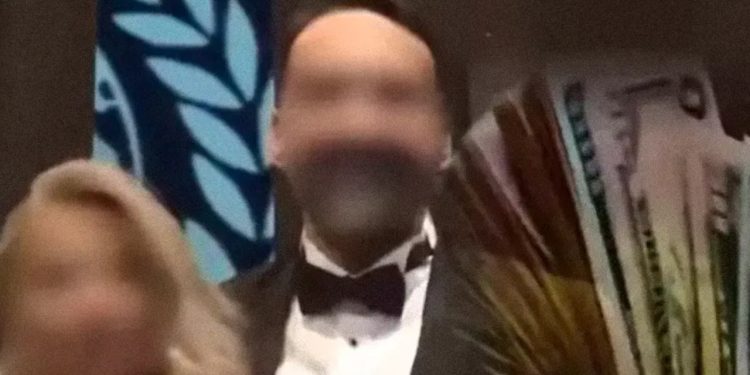 Milyonluk 'kargo' vurgunu: Paravan şirkete ihracat ödülü verildiği ortaya çıktı!