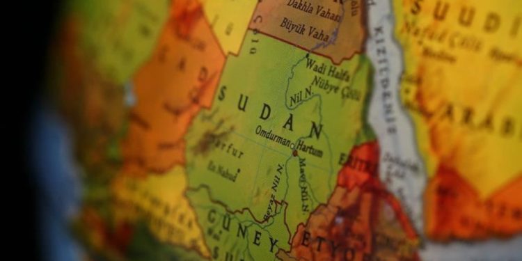 Mısır, Sudan'a komşu ülkeleri "dışişleri bakanları" düzeyinde toplantıya çağıracak