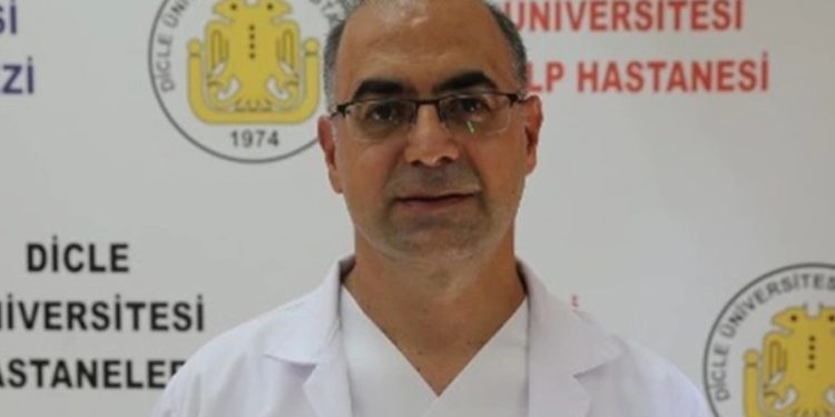 Mobbing’e uğrayan Dicle Üniversitesi Hastanesi başhekimi istifa etti