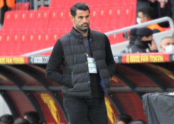 Namağlup Hatayspor'un teknik direktörü Volkan Demirel: Hedefim Hatay’da depremzedelere umut olmak