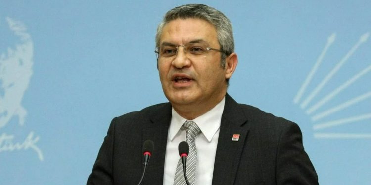 Oğuz Kaan Salıcı’dan 'Kürsüye sekiz kişi çıktı faturayı tek başına Kılıçdaroğlu’na kesemeyiz' çıkışı
