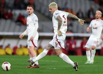 Okan Buruk, tartışmalı penaltı pozisyonuyla ilgili konuştu: Saygı duyuyorum