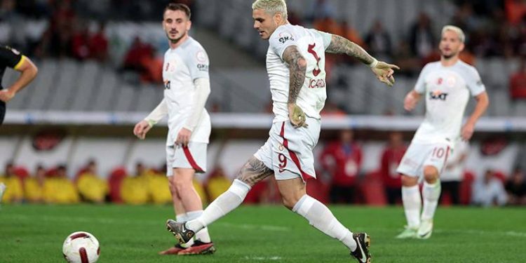 Okan Buruk, tartışmalı penaltı pozisyonuyla ilgili konuştu: Saygı duyuyorum