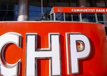 Özgür Çelik'in listesinden seçilen 10 delegeden Cemal Canpolat'a destek kararı