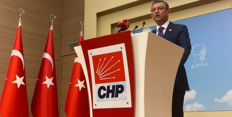 Özgür Özel, CHP Genel Başkanı adayı olduğunu açıkladı: Parti içi iktidar için değil, CHP’yi iktidar yapmak için!