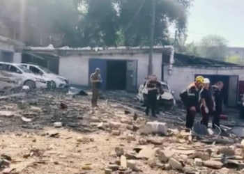 Rusya'dan Ukrayna şehirlerine saldırı: Bir polis öldü, 40 kişi yaralandı