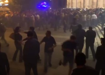 Rusya'dan protestoların yaşandığı Erivan'a nota: Büyükelçiliğimizin güvenliği sağlansın