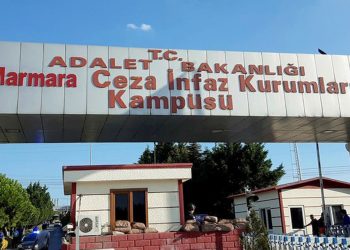 Silivri Cezaevi’nde KHK’lı mahpuslara su zulmü: Teyemmümle abdest alıyorlar, 28 kişilik koğuşa 2 kişilik yemek veriliyor