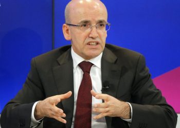 Şimşek: KKM'den çıkış stratejisinden önce rezervleri güçlendireceğiz