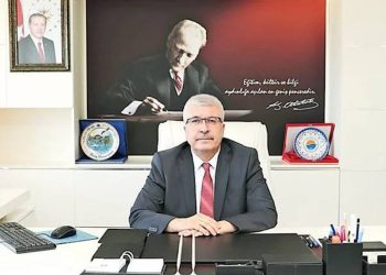 Sinop Üniversitesi rektörü tasarruf genelgesine uymadı; E segment makam aracı istedi